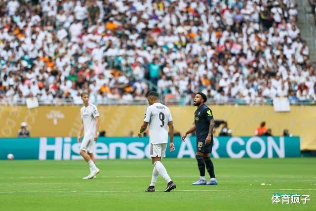 包含尤文关键一役惨遭绝杀，球迷难掩失望，我们留言问题网上.的词条